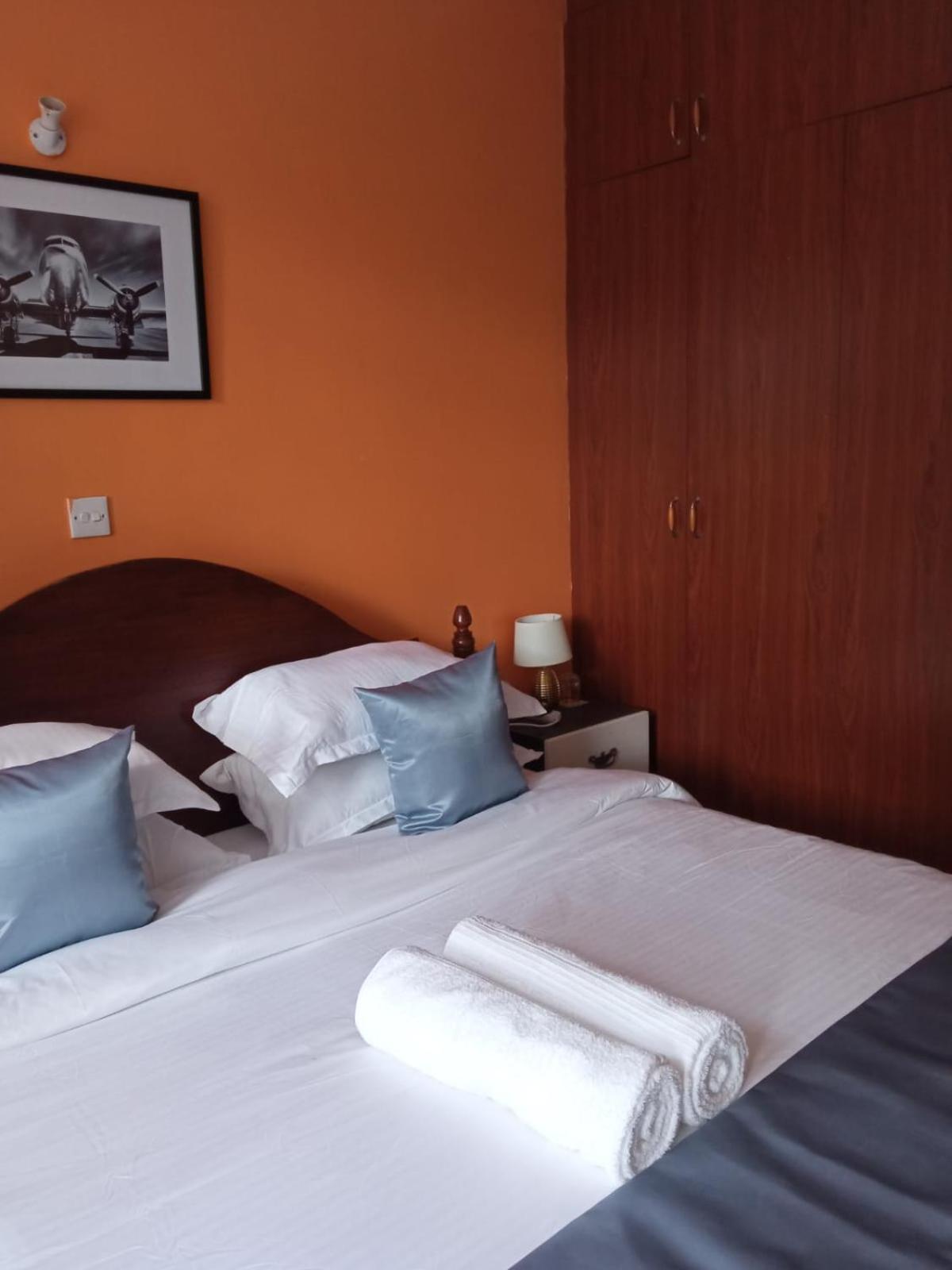 Madini Furnished Apartment 1 Near Jkia Sgr Nairobi Bagian luar foto